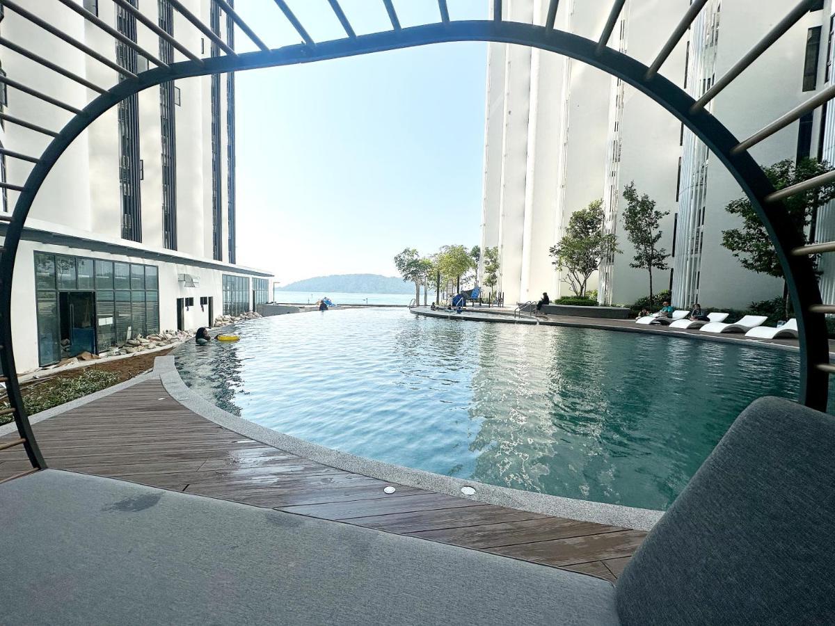 The Shore Kota Kinabalu City Centre By Lw Suites ภายนอก รูปภาพ