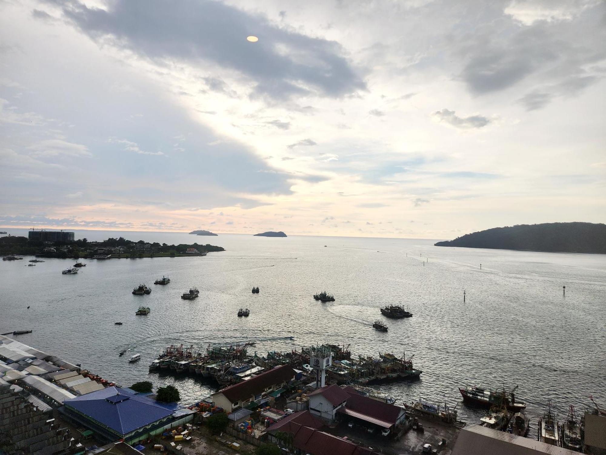 The Shore Kota Kinabalu City Centre By Lw Suites ห้อง รูปภาพ